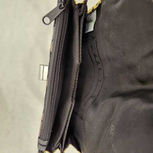 Vera Bradley Wallet Women's Mixed Lot 4 Items 2 Wristlets, 1 Wallet, 1 Memo Pad - Picture 5 of 16